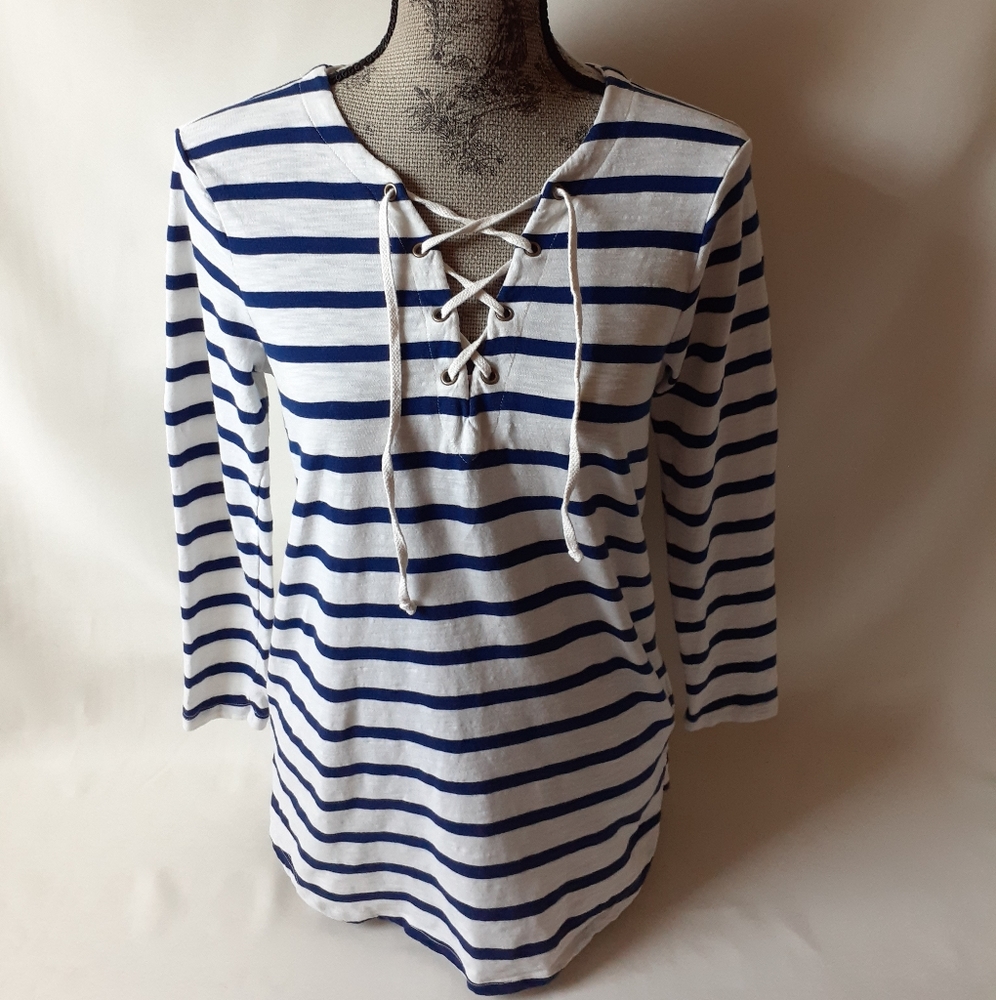 Old Navy women's navy/white stripe lace up top